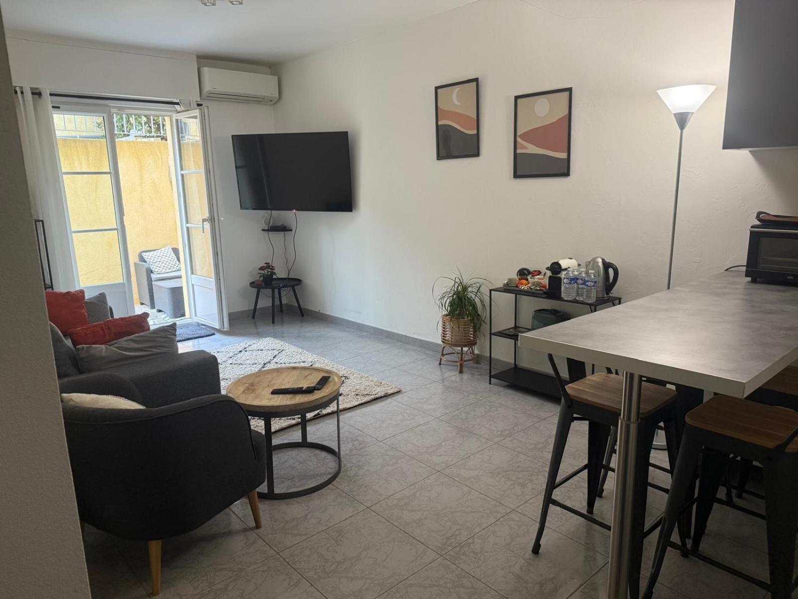 Detente Bas De Villa Jacuzzi, Piscine A 15 Min De Nice 卡洛斯 外观 照片